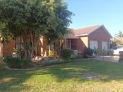 2 Bedroom House To Let in Amandelrug