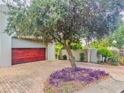 2 Bedroom House Rented in Carlswald Estate