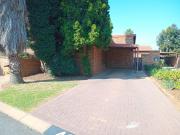 2 Bedroom House To Let in Noordwyk