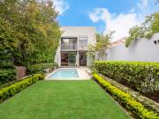 2 Bedroom House To Let in Parktown North