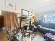 2 bedroom house to rent