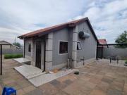 2 bedroom house to rent in cosmos city