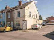 2 Bedroom House Wakefield Wakefield 95304131