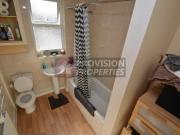 2 Bedroom Houses Flats in Hyde Park