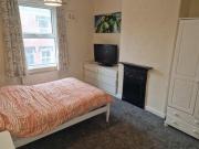 2 Bedroom Houses in Hyde Park