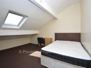 2 Bedroom Houses in Hyde Park, Leeds