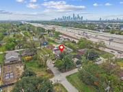 2 bedroom, Houston TX 77026 94071533