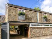 2 Bedroom Link Detached House For Sale In Harrogate