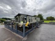 2 bedroom lodge for sale