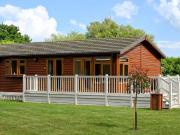 2 bedroom lodge for sale