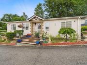 2 bedroom lodge for sale