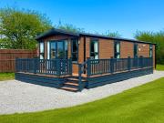 2 bedroom lodge for sale