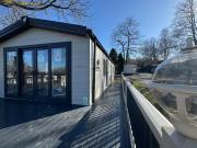 2 bedroom lodge for sale