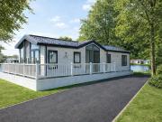 2 bedroom lodge for sale