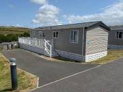 2 bedroom lodge for sale