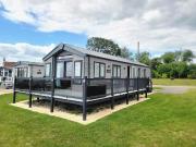 2 bedroom lodge for sale