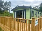 2 bedroom lodge for sale