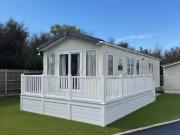 2 bedroom lodge for sale