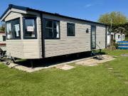 2 bedroom lodge for sale