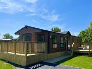 2 Bedroom Lodge For Sale In Hawksworth, Leeds