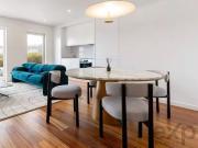 2 bedroom luxury Apartment for rent in Estrela, Lisbon