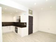 2 Bedroom Maisonette For Rent In Croydon