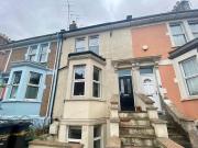 2 bedroom maisonette for rent in Dean Lane Bristol BS3