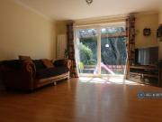2 bedroom maisonette for rent in Engadine Close,...