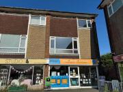 2 bedroom maisonette for rent in Hyde Square, Upper...
