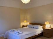 2 Bedroom Maisonette For Rent In London