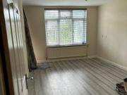 2 Bedroom Maisonette For Rent In London