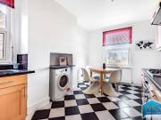 2 bedroom maisonette for rent in Manor Park Road, East...