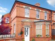 2 bedroom maisonette for rent in Newtown Gardens...