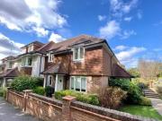 2 bedroom maisonette for rent in Randalls Road...