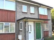 2 bedroom maisonette for rent in Rosary Court Potters...