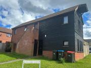 2 Bedroom Maisonette For Rent In Shenley Church End,...