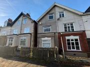 2 bedroom maisonette for rent in Victoria Road, Retford,...