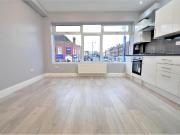 2 bedroom maisonette for rent in Welling High Street,...