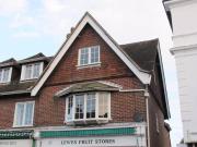 2 bedroom maisonette for rent in Western Road LEWES BN7