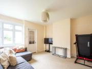 2 Bedroom Maisonette For Rent In Wimbledon, London