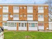 2 bedroom maisonette for sale