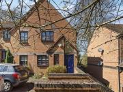 2 bedroom maisonette for sale