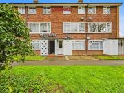 2 bedroom maisonette for sale