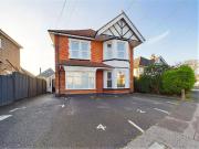 2 bedroom maisonette for sale