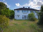 2 bedroom maisonette for sale
