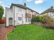 2 bedroom maisonette for sale