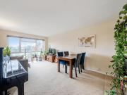 2 bedroom maisonette for sale