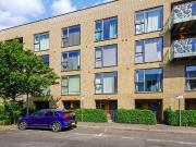2 bedroom maisonette for sale