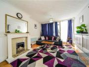 2 bedroom maisonette for sale