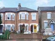 2 bedroom maisonette for sale